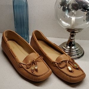 MICHAEL KORS wms loafers (sz 9M)